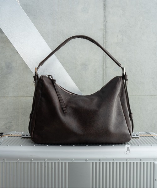 SINSS(シンス)の「Square hobo bag / スクエアホーボーバッグ(ショルダーバッグ・メンズ・ブラウン/ブラック・FREE)」の17枚目の写真