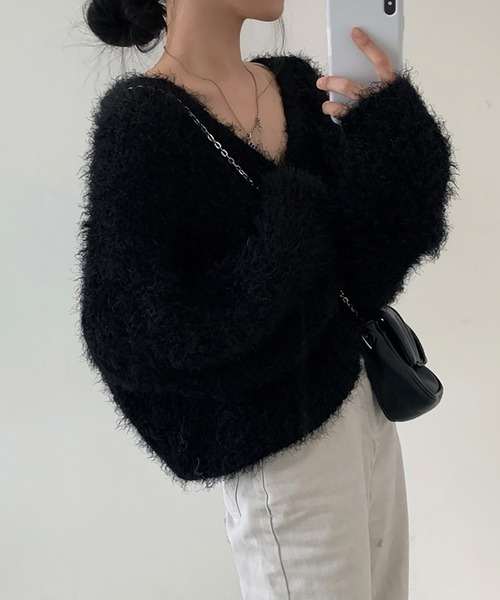 Doux Belle(ドゥーベル)の「ふわもこVネックカーディガン(カーディガン/ボレロ・レディース・グレー/ホワイト/ブラック/ピンク・FREE)」の20枚目の写真