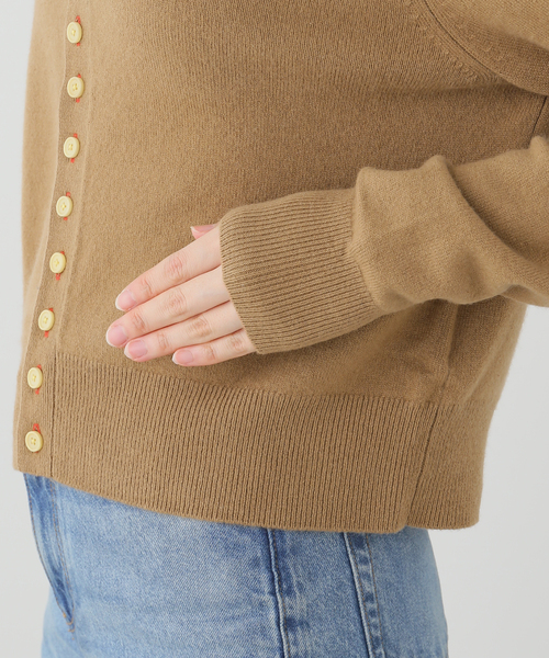 journal standard L'essage（ジャーナルスタンダードレサージュ）の「INSCRIRE/アンスクリア Tight Fit Cardigan カーディガン（ニット/セーター・レディース・キャメル/レッド・FREE）」の6枚目の写真