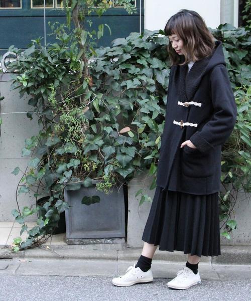 coen（コーエン）の「ボンディング裏ボアダッフルコート（ダッフルコート・レディース・ベージュ/ネイビー/ブラック・LARGE/MEDIUM）」の4枚目の写真