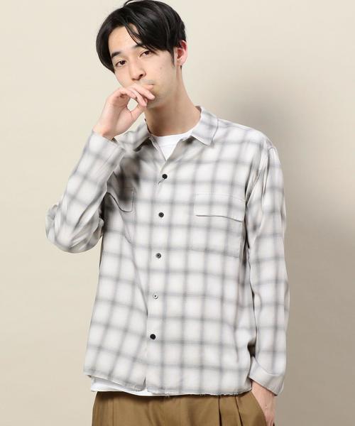 BEAUTY&YOUTH UNITED ARROWS(ビューティーアンドユースユナイテッドアローズ)の「BY オンブレチェック 2ボタン フォルム シャツ ◆(シャツ/ブラウス・メンズ・グレー/コバルトブルー・LARGE/SMALL/MEDIUM/X-LARGE)」の2枚目の写真