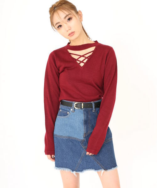 ENVYM(アンビー)の「バストオープンクロスKNIT(ニット/セーター・レディース・ホワイト/ブラック/グリーン/ボルドー・FREE)」の4枚目の写真