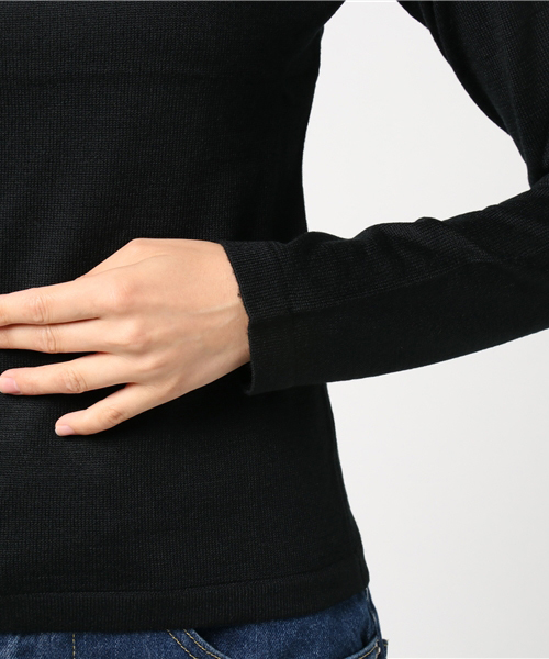 ENVYM(アンビー)の「バストオープンクロスKNIT(ニット/セーター・レディース・ホワイト/ブラック/グリーン/ボルドー・FREE)」の6枚目の写真