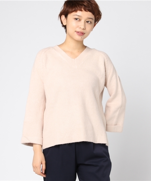 panasea（パナシア）の「Vネックフレアベルスリーブニットプルオーバー（ニット/セーター・レディース・オフホワイト/モカ/イエロー/ブラック・FREE）」の2枚目の写真