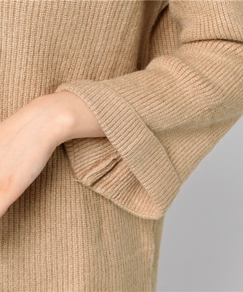 panasea（パナシア）の「Vネックフレアベルスリーブニットプルオーバー（ニット/セーター・レディース・オフホワイト/モカ/イエロー/ブラック・FREE）」の5枚目の写真