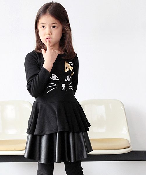 Rora（ローラ）の「Rora キャティア 裾フレアロンTシャツ(2color）（Tシャツ/カットソー・キッズ・ブラック/ホワイト・110cm/120cm/90㎝/100cm/130cm/140cm）」の10枚目の写真