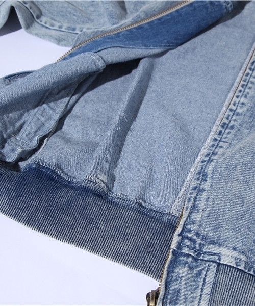 EMODA（エモダ）の「ヴィンテージデニムスタジャン（スタジャン・レディース・ブルー/インディゴブルー・MEDIUM/SMALL）」の4枚目の写真