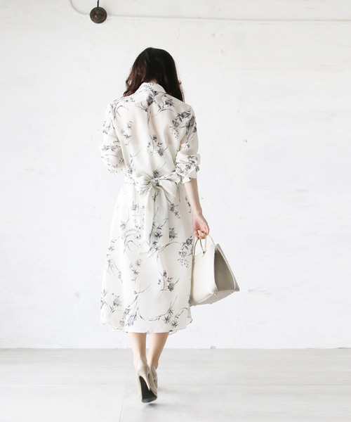 cawaii(カワイイ)の「可憐な花咲くクロスリボンシャツワンピース(シャツワンピース・レディース・ホワイト・FREE)」の15枚目の写真