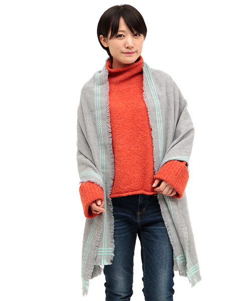 チチカカ(チチカカ)の「ライン入り無地ストール(ストール/ショール・レディース・グレー/ターコイズブルー/チャコールグレー・FREE)」の2枚目の写真