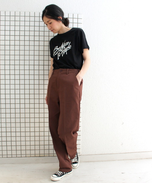 ottilie(オティーリエ)の「Be Nice To Peaple プリントTシャツ(Tシャツ/カットソー・レディース・オフホワイト/ブラック/チャコールグレー・FREE)」の5枚目の写真