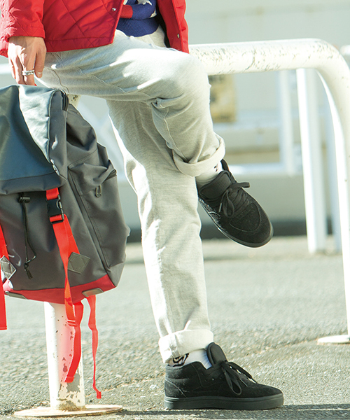 WEGO（ウィゴー）の「WEGO/コーデュロイスリムパンツ（スラックス・メンズ・ライトグレー/サックスブルー/ライトベージュ・MEDIUM/LARGE）」の2枚目の写真