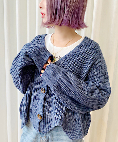 apres jour(アプレジュール)の「裾スカラップゆるカーディガン【ZOZOTOWN限定アイテム】(カーディガン/ボレロ・レディース・ベージュ/パープル/ダークブルー・フリー)」の2枚目の写真