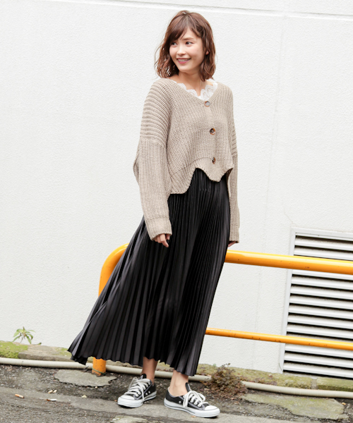 apres jour(アプレジュール)の「裾スカラップゆるカーディガン【ZOZOTOWN限定アイテム】(カーディガン/ボレロ・レディース・ベージュ/パープル/ダークブルー・フリー)」の7枚目の写真