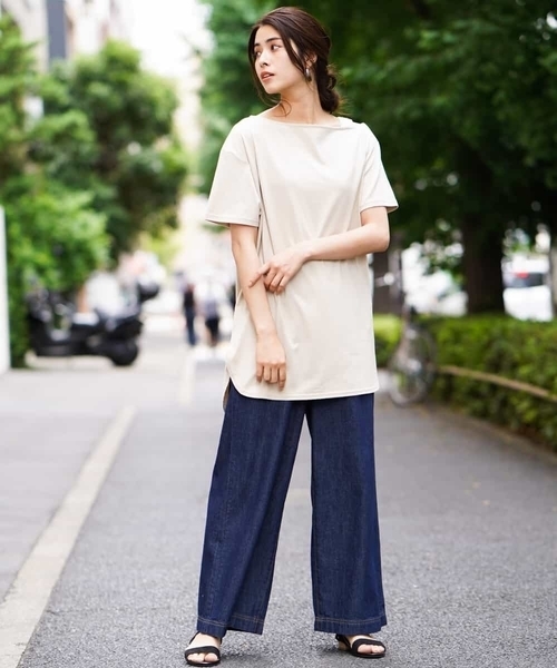 a.v.v（アーヴェヴェ）の「ワンショルチュニックカットソー（Tシャツ/カットソー・レディース・ブラック/ベージュ/カーキ・40/38/42/36/34）」の21枚目の写真