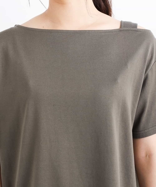 a.v.v（アーヴェヴェ）の「ワンショルチュニックカットソー（Tシャツ/カットソー・レディース・ブラック/ベージュ/カーキ・40/38/42/36/34）」の10枚目の写真