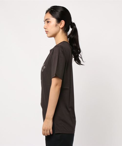 IENA（イエナ）の「college ロゴTシャツ◆（Tシャツ/カットソー・レディース・ホワイト/チャコールグレー/キャメル・FREE）」の10枚目の写真