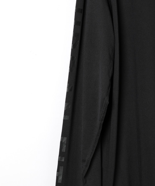 NUMERALS（ヌメラルズ）の「[NUMERALS]アクティブロゴロンT（Tシャツ/カットソー・メンズ・ブラック・SMALL/LARGE/MEDIUM）」の4枚目の写真
