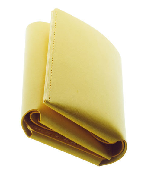 FABRIK(ファブリック)の「【FABRIK】トライフォールドウォレット/TRI-FOLD WALLET F13013(財布・メンズ・ターコイズブルー/イエロー/ホワイト/レンガ/チョコ/ダークグリーン/ブラック/キャメル・FREE)」の6枚目の写真