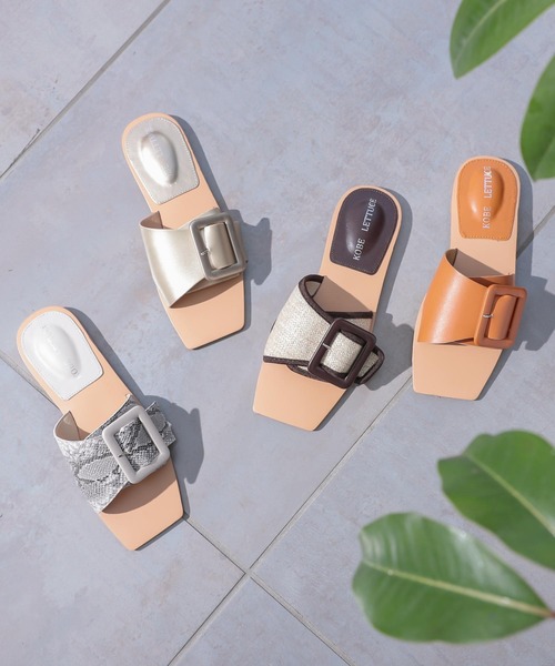 KOBE LETTUCE（コウベレタス）の「スクエアトゥBIGバックルワンベルトサンダル（サンダル・レディース・ブラック/ゴールド/その他/キャメル/ライトベージュ/パイソン・S/M/L）」の16枚目の写真