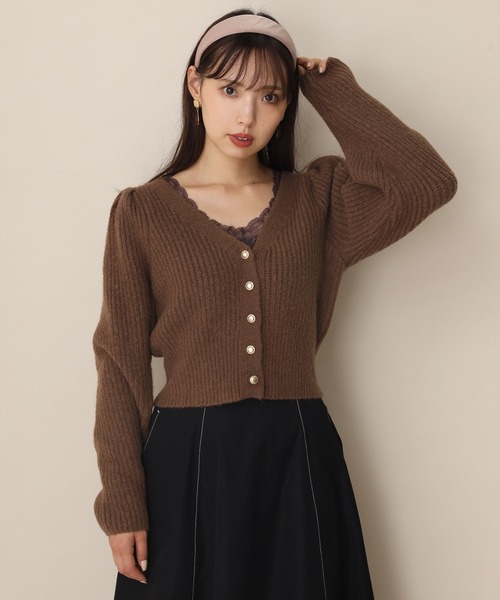 one after another NICE CLAUP（ワンアフターアナザーナイスクラップ）の「パフ袖ニットカーディガン（カーディガン/ボレロ・レディース・アイボリー/テラコッタ/モカ/オレンジ・FREE）」の9枚目の写真