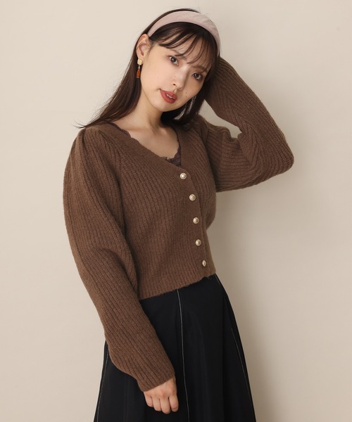 one after another NICE CLAUP（ワンアフターアナザーナイスクラップ）の「パフ袖ニットカーディガン（カーディガン/ボレロ・レディース・アイボリー/テラコッタ/モカ/オレンジ・FREE）」の6枚目の写真