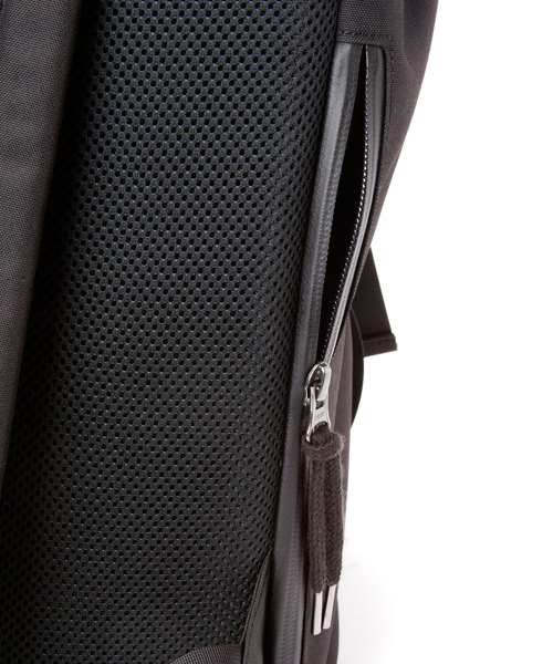 BEAUTY&YOUTH UNITED ARROWS（ビューティーアンドユースユナイテッドアローズ）の「BY ∴ ダブル フラップ ディパック/リュック §◆（バックパック/リュック・メンズ・ブラック/オリーブ/ネイビー・ﾌﾘ-）」の8枚目の写真