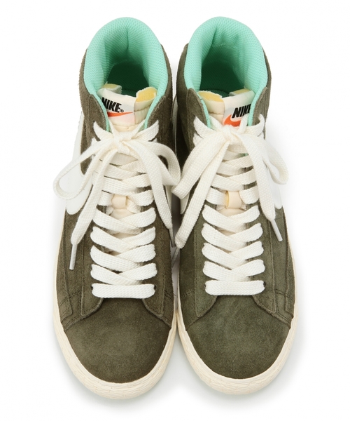 NIKE（ナイキ）の「◆[ナイキ]NIKE ブレ-ザー スニーカー（スニーカー・レディース・オリーブ/ライトグレー・24.5cm/22.5cm/23.5cm/25cm/23cm/24cm）」の3枚目の写真