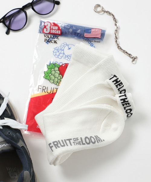 FRUIT OF THE LOOM(フルーツオブザルーム)の「【FRUIT OF THE LOOM】シンプルロゴクルーソックス(ソックス/靴下・メンズ・マルチ/ホワイト/ブラック・S/M)」の3枚目の写真