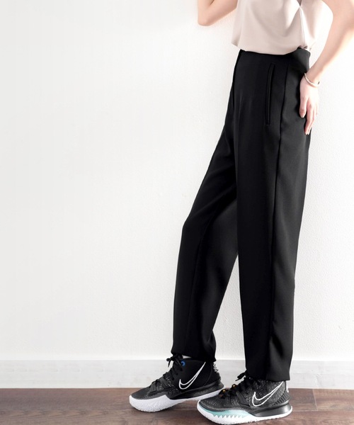 classicalelf（クラシカルエルフ）の「ウエストきゅっ！タック風デザインセンタープレステーパードパンツ（スラックス・レディース・ホワイト系その他/ブラック/グリーン系その他・LARGE/X-LARGE/SMALL/MEDIUM）」の8枚目の写真