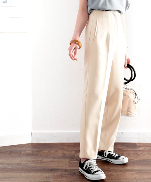 classicalelf（クラシカルエルフ）の「ウエストきゅっ！タック風デザインセンタープレステーパードパンツ（スラックス・レディース・ホワイト系その他/ブラック/グリーン系その他・LARGE/X-LARGE/SMALL/MEDIUM）」の9枚目の写真