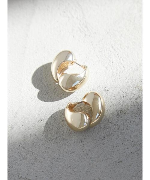 CRAFT STANDARD BOUTIQUE（クラフトスタンダードブティック）の「ボリュームキャッチピアス　＊（ピアス（両耳用）・レディース・シルバー/ゴールド・FREE）」の5枚目の写真