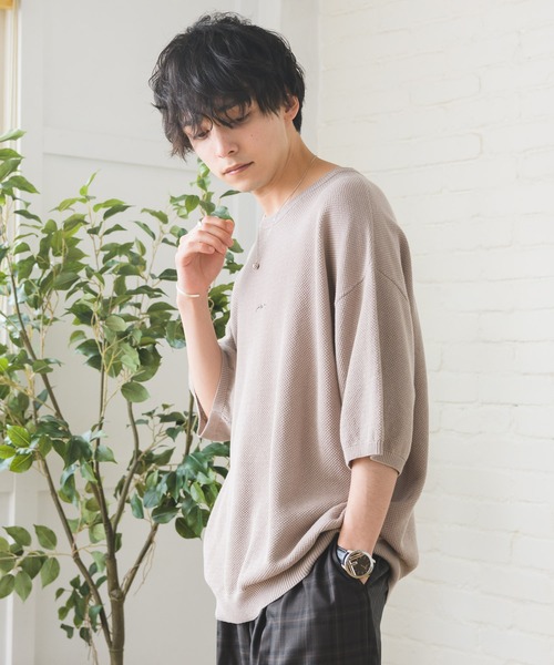 Alpinus(アルピナス)の「鹿の子編み ルーズサマーニットTシャツ(Tシャツ/カットソー・メンズ・グレイッシュベージュ/ブラウン/ネイビー/ブルー/グリーン/ブラック・SMALL/MEDIUM)」の7枚目の写真
