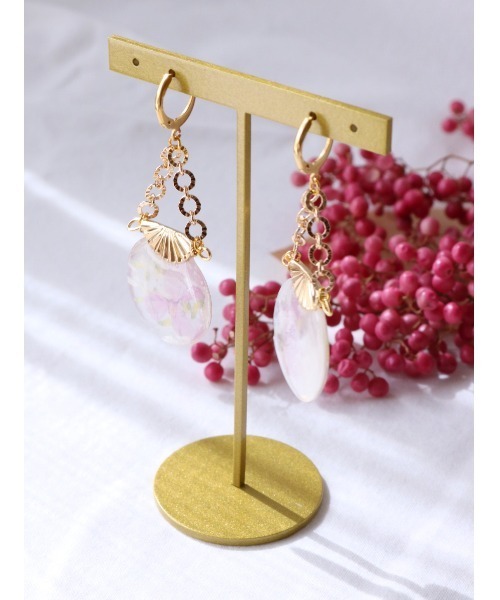 tone(トーン)の「【chiguhagu】ゆれるお花ピアス (MA)(ピアス(両耳用)・レディース・ピンク・FREE)」の2枚目の写真