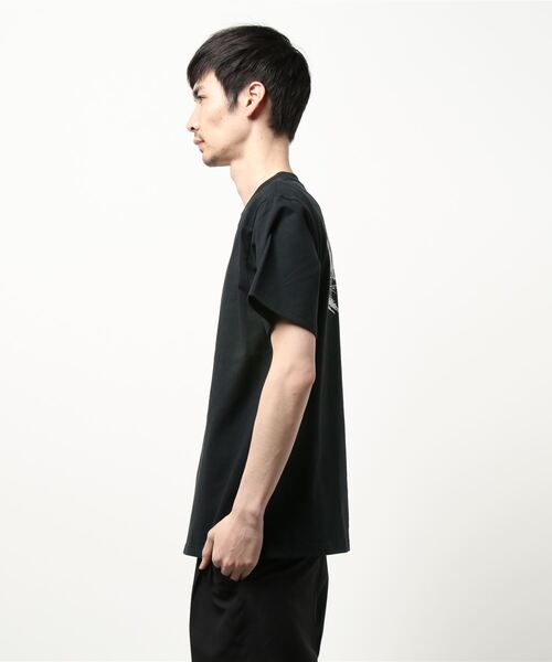 CONVERSE STARS(コンバーススターズ)の「スーベニア風ビーチイラストTシャツ(Tシャツ/カットソー・メンズ・ホワイト/ブラック・LARGE/MEDIUM)」の6枚目の写真