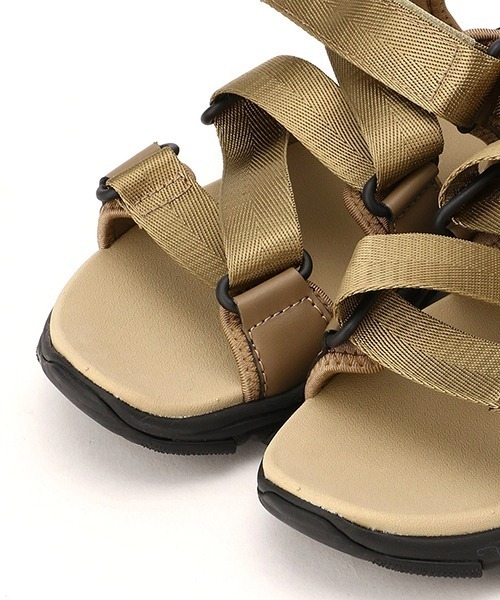 COMME CA ISM（コムサイズム）の「テープサンダル（サンダル・メンズ・ブラック/ベージュ・26cm/27cm）」の6枚目の写真