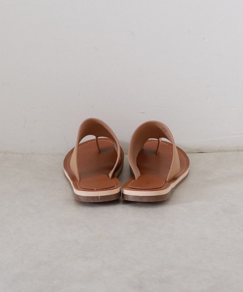 Cheek（チーク）の「【オンライン限定】トングフラットサンダル（サンダル・レディース・ブラック/ベージュ・MEDIUM/SMALL/LARGE）」の12枚目の写真