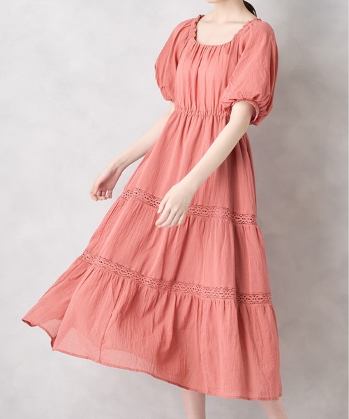 OLIVE des OLIVE（オリーブデオリーブ）の「ティアードワンピース（ワンピース・レディース・ライトグレー/ブラック×ホワイト/ホワイト系その他/ピンク系その他・FREE）」の4枚目の写真