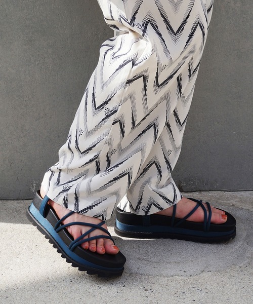 179/WG（イチナナキュウダブルジー）の「クロスコードサンダル（サンダル・レディース・ベージュ/グリーン/ブラック・LARGE/MEDIUM）」の15枚目の写真