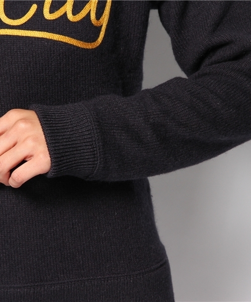 HYSTERIC GLAMOUR（ヒステリックグラマー）の「FAT CITY刺繍 SW（スウェット・レディース・ピンク/ブルー/ネイビー・FREE）」の6枚目の写真