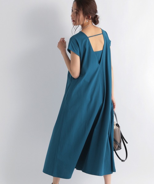 Andemiu(アンデミュウ)の「バックシャンカットワンピース951578(ワンピース・レディース・ブラック/イエロー/ダークグリーン・FREE)」の3枚目の写真