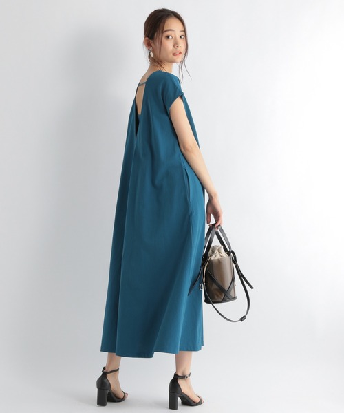 Andemiu(アンデミュウ)の「バックシャンカットワンピース951578(ワンピース・レディース・ブラック/イエロー/ダークグリーン・FREE)」の6枚目の写真