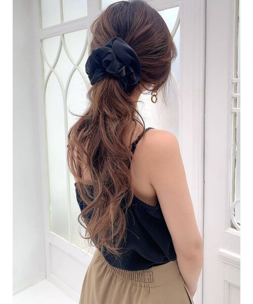 RESEXXY（リゼクシー）の「シャイニーボリュームシュシュ（シュシュ・レディース・ブラック/ベージュ/ピンク・FREE）」の8枚目の写真