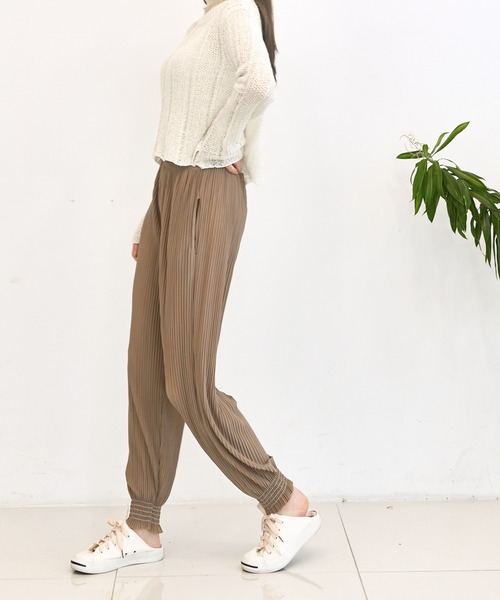 me+em select（ミームセレクト）の「リンクルフリージョガーパンツ（その他パンツ・レディース・チャコールグレー/ブラック/ベージュ/グレー/ブルー・FREE）」の7枚目の写真