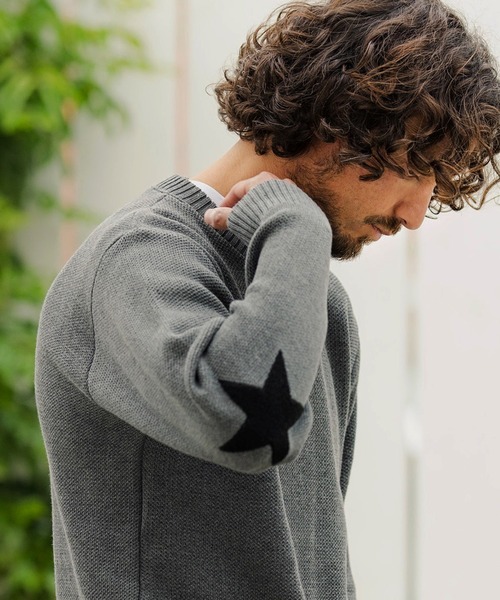 CAMBIO（カンビオ）の「mn2363-肘星C-Nセーター（ニット/セーター・メンズ・カーキ/ダークグレー/ピンク/ブラック/ブルー/イエロー系その他・L/S/M）」の2枚目の写真