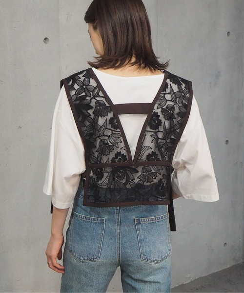 tiptop(ティップトップ)の「2021SS 花柄ビスチェ×BIGTシャツセット(ベスト・レディース・ブラック/ブラウン/A/B/C・FREE)」の19枚目の写真