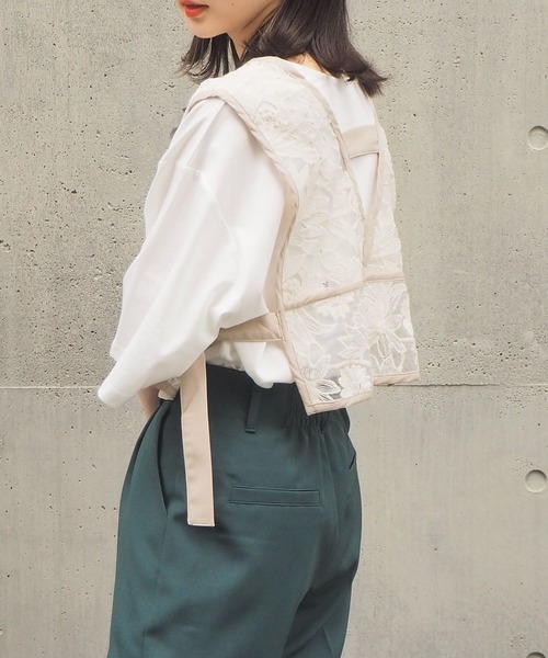 tiptop(ティップトップ)の「2021SS 花柄ビスチェ×BIGTシャツセット(ベスト・レディース・ブラック/ブラウン/A/B/C・FREE)」の21枚目の写真