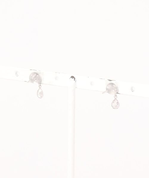 Samantha Tiara（サマンサティアラ）の「シンプルピアス（ピアス（両耳用）・レディース・ホワイトゴールド・FREE）」の2枚目の写真