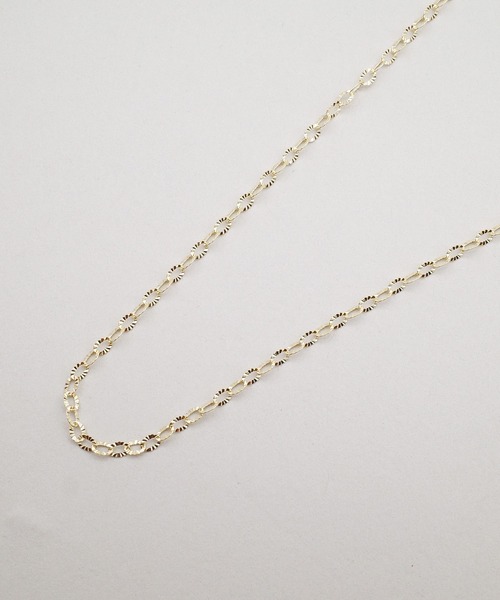ISOLATION（アイソレーション）の「【ISOLATION / アイソレーション】 K10YG Petal chain Necklace / ペタルチェーンネックレス（ネックレス・レディース・ゴールド・40cm）」の6枚目の写真