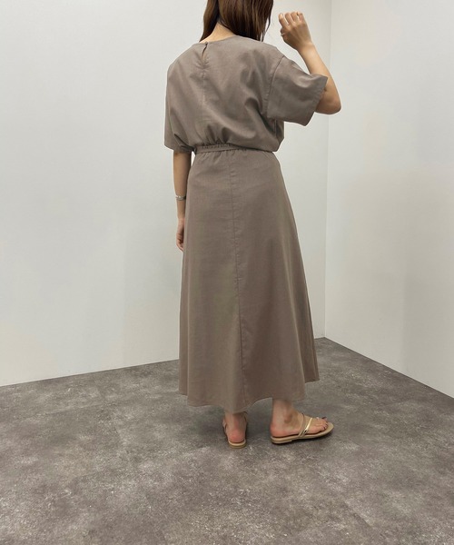 apres jour mignon(アプレジュールミニョン)の「リネン混トップス【ZOZOTOWN限定アイテム】(シャツ/ブラウス・レディース・チャコールグレー/ピンクベージュ・フリー/X-LARGE)」の18枚目の写真