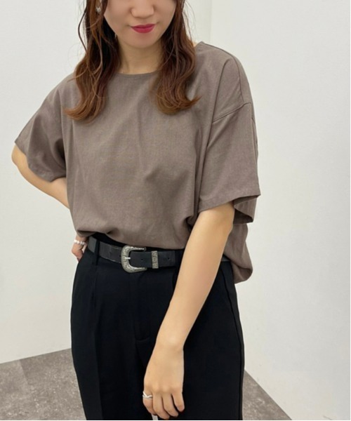 apres jour mignon(アプレジュールミニョン)の「リネン混トップス【ZOZOTOWN限定アイテム】(シャツ/ブラウス・レディース・チャコールグレー/ピンクベージュ・フリー/X-LARGE)」の4枚目の写真